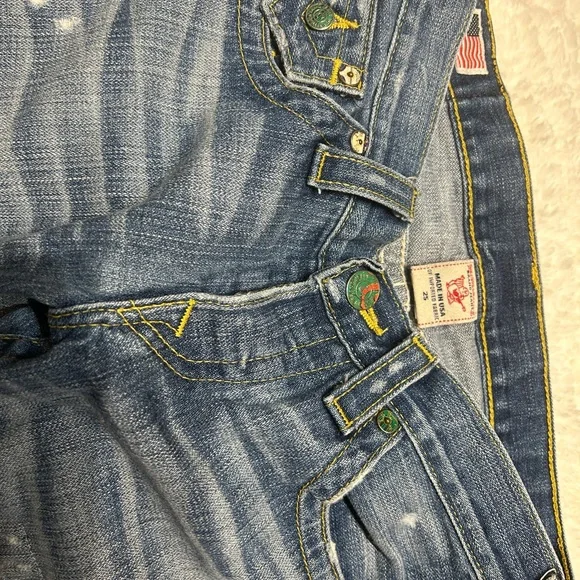 TRUE RELIGION - Picture 3 of 6